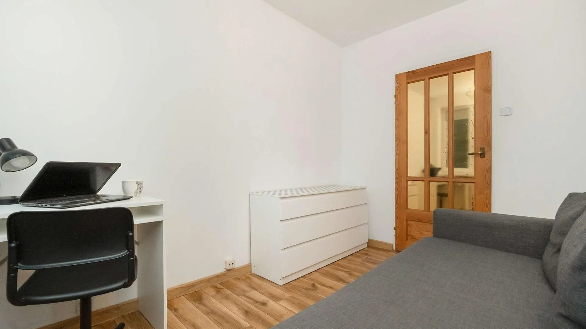 Merliniego Trendy Apartment With Desk By Noclegi Renters Warsaw 0*,