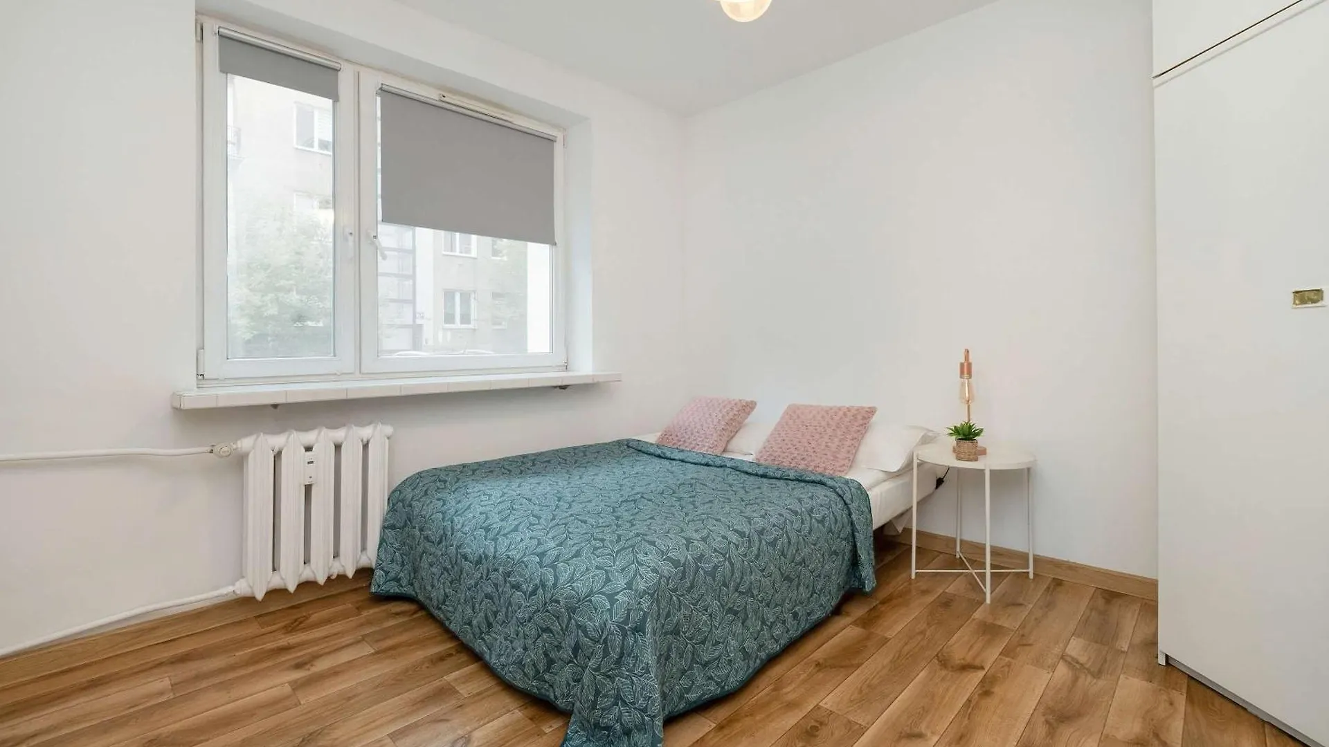 Merliniego Trendy Apartment With Desk By Noclegi Renters Warsaw Poland
